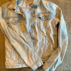 EUC Gap Women’s Denim Jacket